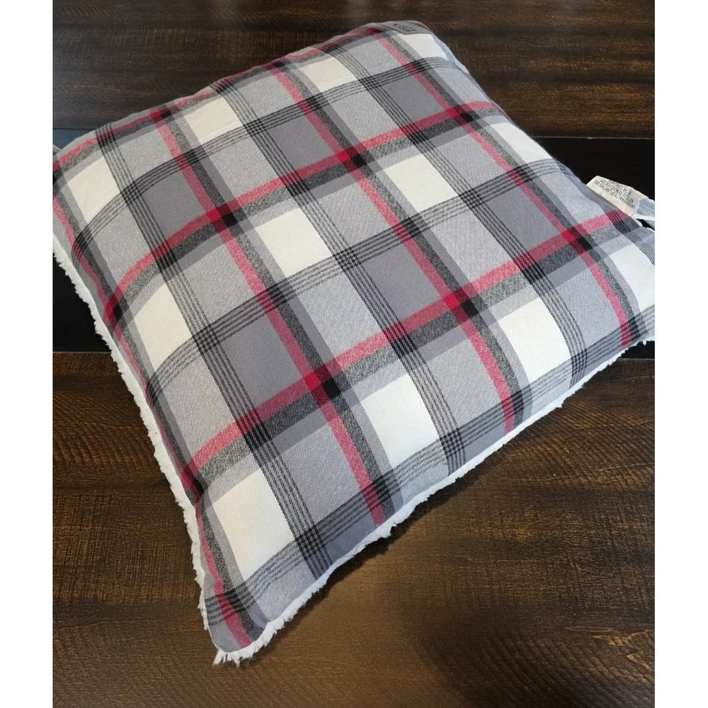 Eddie Bauer Decorative Throw Pillow Wallace Plaid Sherpa Red Black Square 20 NEW